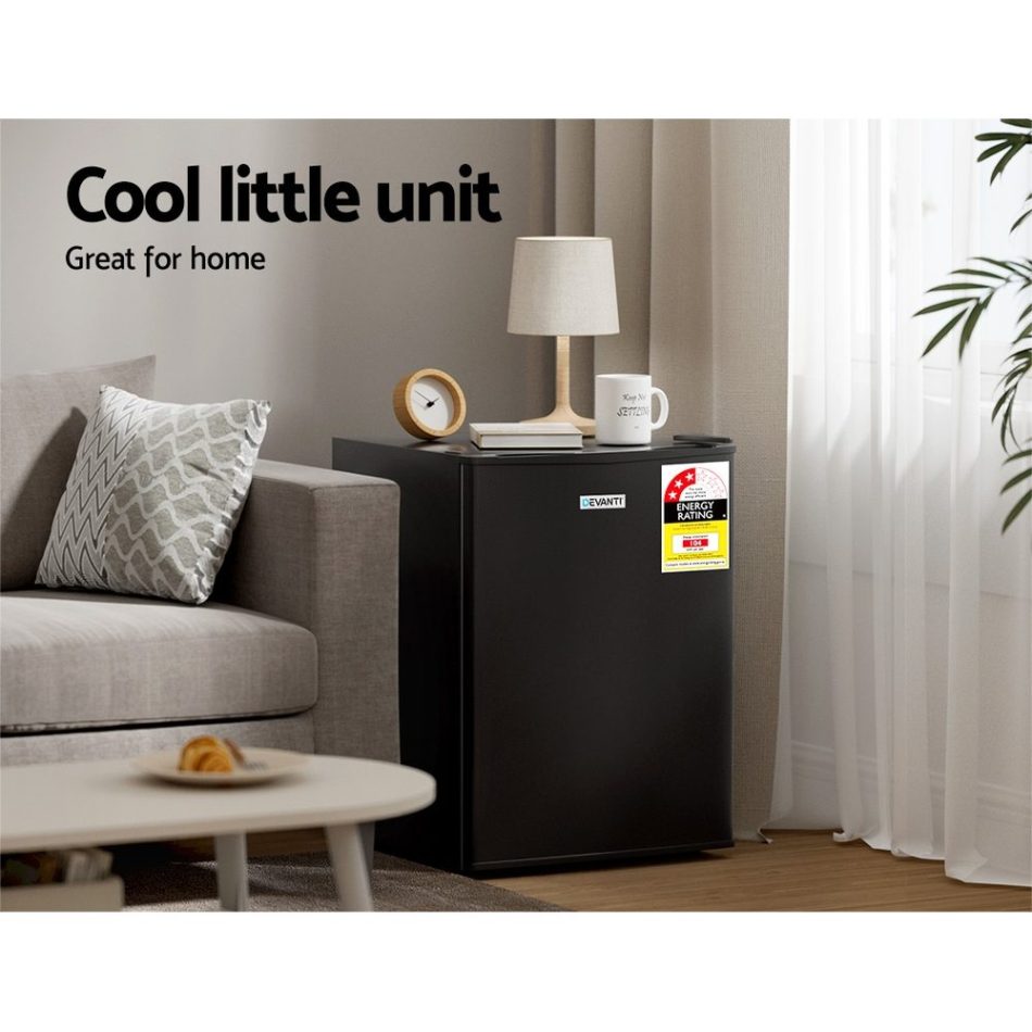 Devanti 70L Bar Fridge Black - Image 4