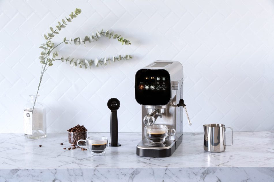 Touch Screen Operation Espresso Coffee Machine with 20-Bar Pressure Pump - Image 2