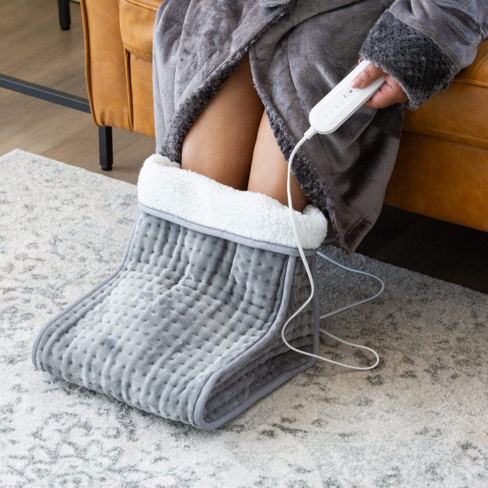 Plush flannel fleece Foot Warmer with 4 Temperature Settings - Image 2