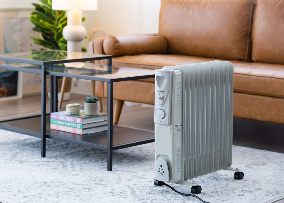 11-Fin Oil Column Heater 2400W w/ 3 Heat Settings & Wheels - Image 4