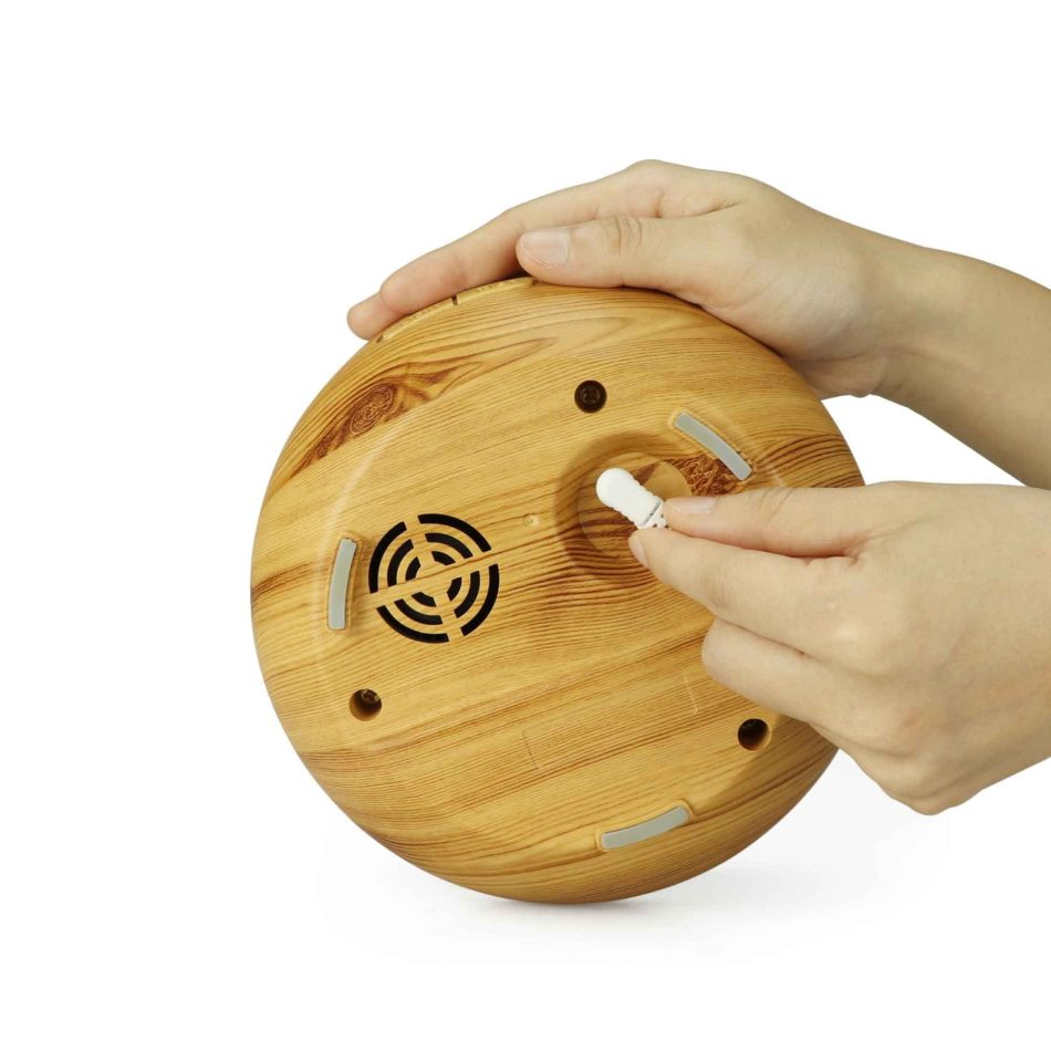 Essential Oil Aroma Diffuser and Remote - 300ml Hollow Ultrasonic Air Humidifier - Image 4