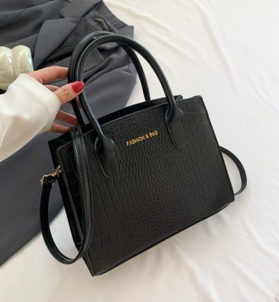 Black Elegant Faux Crocodile Leather Handbag - Stylish Tote Bag with Adjustable Strap