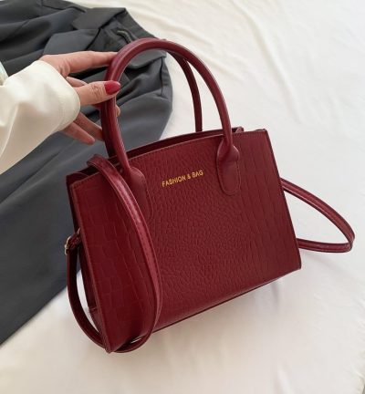 Red Elegant Faux Crocodile Leather Handbag - Stylish Tote Bag with Adjustable Strap