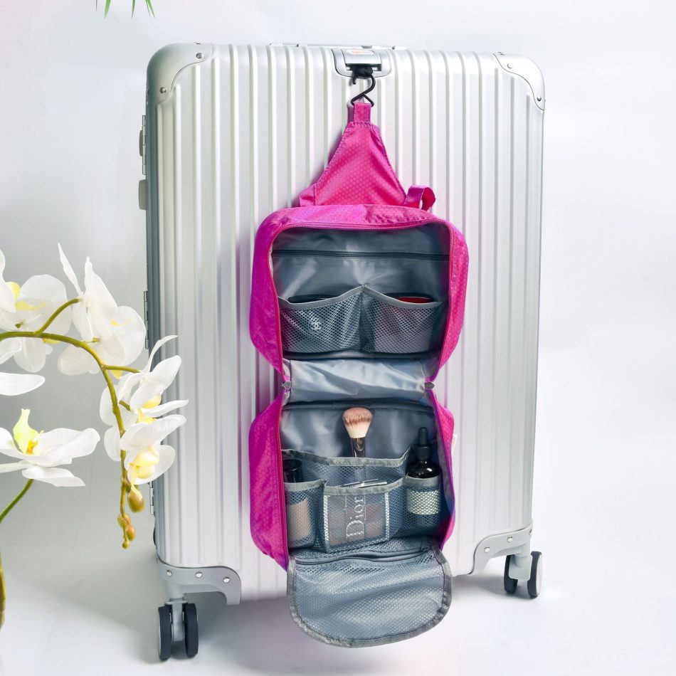 Travel Waterproof Hanging Toiletry Bag - Pink - Image 3