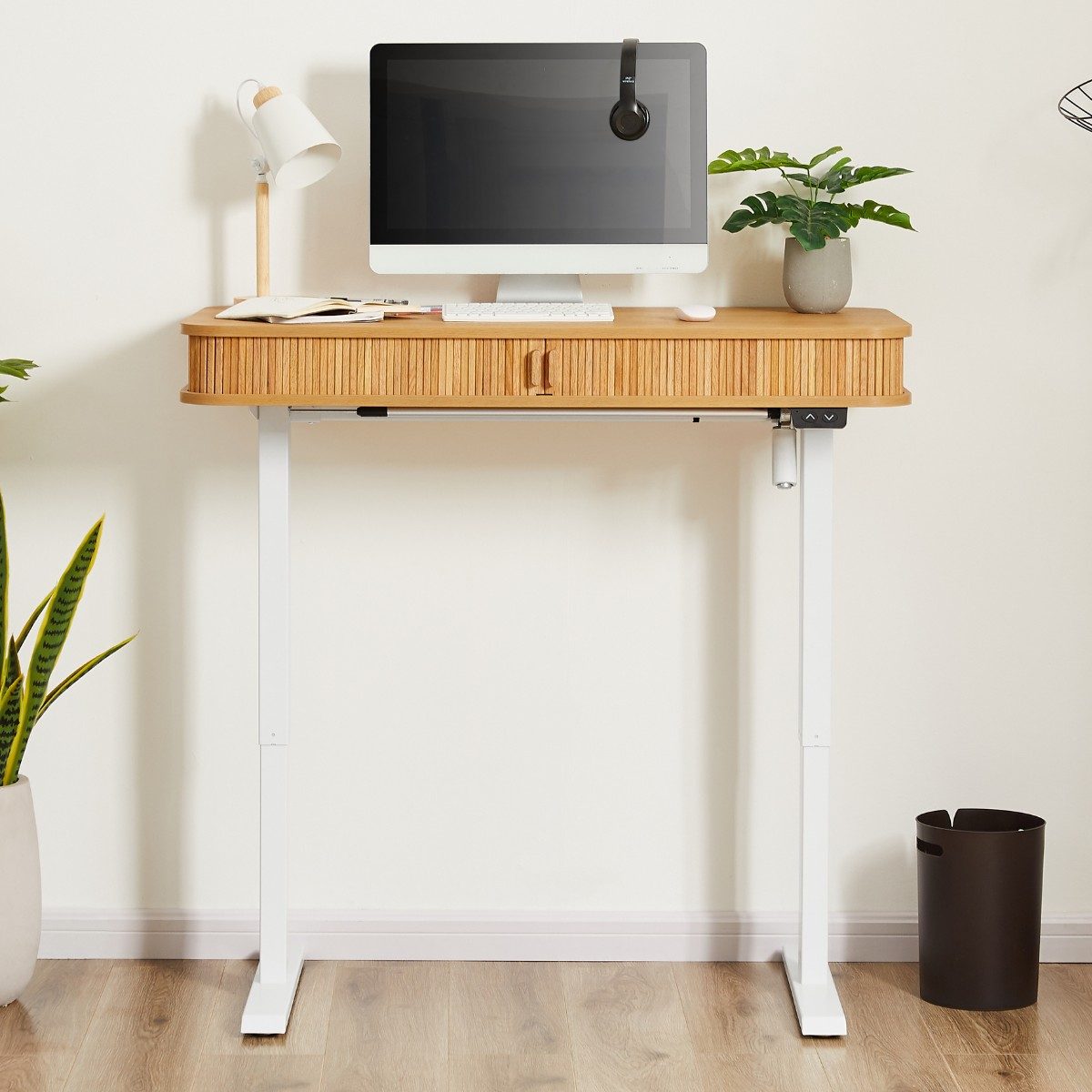 Tate Electric Height Adjustable Desk (view 2)